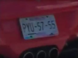 El auto de lujo porta placas del estado de Morelos. YOUTUBE / WorldWideTVGNews