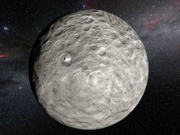 El ESO reveló la existencia de puntos muy brillantes en el planeta enano, que reflejan más luz que su entorno. AFP / L. Calcada