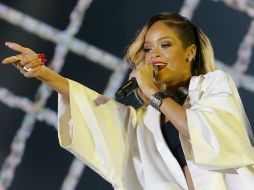 Los asistentes grabaron el 'wow' que expresó Rihanna en el concierto de su gira 'ANTI'. AP / ARCHIVO