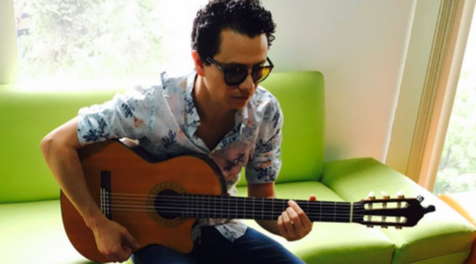 Iskander asegura estar feliz por la presentación de su nuevo disco 'De amor y raíces'. TWITTER / @iskanderlara
