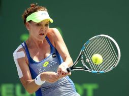 Radwanska mantuvo su buen paso en el torneo estadunidense y ahora venció a la local número 60 de la clasificación mundial. AFP / M. Stockman