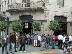 Hasta el 31 de marzo, automovilistas podrán pagar 467 pesos en lugar de los 492 del costo normal del refrendo. EL INFORMADOR / ARCHIVO