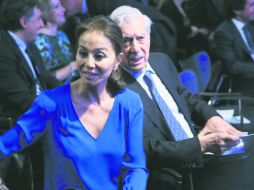 Isabel Presley y Mario Vargas Llosa durante el seminario con el que el autor de “La fiesta del chivo” celebró su 80 aniversario. EFE / K. Kuesca