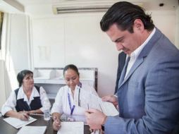 Aristóteles asistió al arranque de la reafiliación y afiliación al Seguro Popular en el Hospital General de Occidente. TWITTER / @AristotelesSD