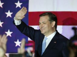 Cruz celebró su amplia victoria en Wisconsin. AP / P. Sancya