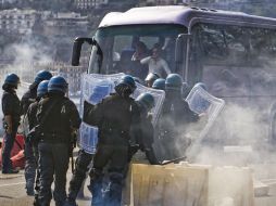 La protesta fue convocada contra la intervención judicial del ex área industrial de Bagnoli. EFE / C. Abbate