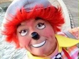 'Tony Tambor', y dos de sus colaboradores, fueron golepados el pasado 20 de marzo en una fiesta infantil. TWITTER / @tonytambor