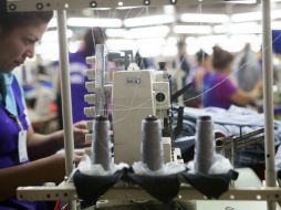 Destaca que la manufactura sí logró crecimiento, luego del retroceso de enero. EFE / ARCHIVO