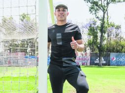 El defensa central dice vivir un sueño con Chivas, en donde es uno de los jugadores con más minutos. EL INFORMADOR / R. Tamayo