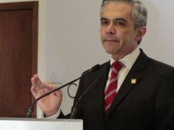 Mancera asegura que su administración también trabaja en el impulso de energías limpias. NTX / ARCHIVO