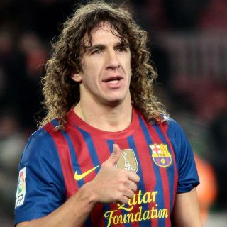 Puyol confía en que Barcelona gane la Liga