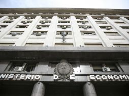 Argentina pagará este viernes a acreedores nueve mil 300 millones de dólares. EFE / D. Fernández