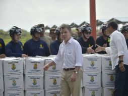 Santos entregará mil mercados, mil kits de aseo y tres mil cobijas. AFP / R. Buendia