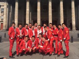 La agrupación está conformada por 17 integrantes y a propia voz dicen ser muy alegres. FACEBOOK / La Prendidísima Banda Perla De Jerez