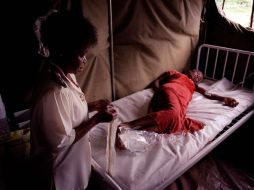 En partes de Zanzíbar continúan lluvias fuertes, congestionando los sistemas de drenaje y exacerbando el problema. AP / ARCHIVO