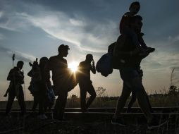 Con la llegada de la primavera, se multiplicó el número de inmigrantes que pagan enormes cantidades para llegar a Italia. EFE / ARCHIVO