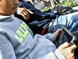 Recomiendan no permitir televisión, computadora, celulares y tabletas en las recámaras de los niños. EL INFORMADOR / ARCHIVO