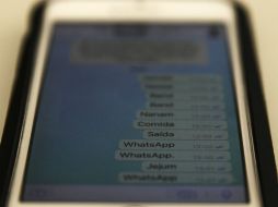 El corte se da luego de que el dueño de Facebook -poseedor de WhatsApp- no entregara informe penal sobre tráfico de drogas. EFE / A. Lacerda