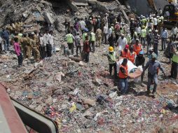 En el accidente fallecieron cuatro personas y otras 15 fueron rescatadas con vida. EFE / ARCHIVO