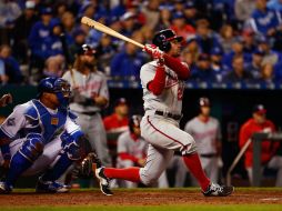 Daniel Murphy pegó una rola en la primera etrada para impulsar la carrera que a la larga puso números definitivos al marcador. AFP / J. Squire