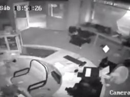 En el video de casi un minuto se percibe el fuerte movimiento telúrico que afectó el país el pasado 16 de abril. YOUTUBE /