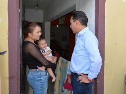 Las afectadas aseguran que incluso prometió ayudarles con su camioneta que quedó destruida. ESPECIAL /