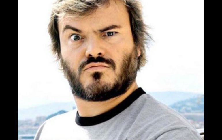''Es oficial: Un viejo amigo está listo para participar en el mundo de 'Jumanji'... Jack Black'', publica ''La Roca''. INSTAGRAM / @therock