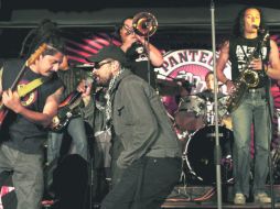 Pasiones. El grupo se reinventa, tras más de dos décadas de carrera. SUN /