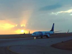 El vuelo partió de París y se dirigía a El Cairo. TWITTER / @EGYPTAIR