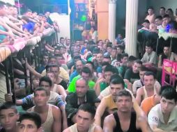 En tres casas de 300 metros cuadrados estaban hacinados 271 personas en el albergue 'Despertar espiritual'. ESPECIAL /