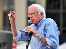 Sanders, cuya candidatura es casi imposible, se queja contra la dirigencia partidaria demócrata y las reglas políticas secretas. AFP /  J. Edelson
