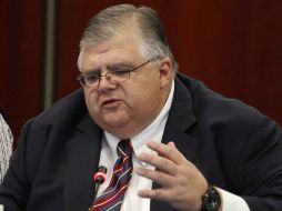 Carstens señaló que la depreciación del tipo de cambio no es un fenómeno exclusivo de México. SUN / ARCHIVO