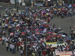 Los participantes pidieron a los docentes que mantengan su lucha, que no declinen sus exigencias. EFE / M. Guzmán