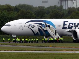No significa que se hayan localizado las cajas negras; se cree que la mayor parte del avión y los cuerpos están en el fondo del mar. AP / ARCHIVO
