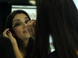 En caso de ser más práctica es recomendable enchinarlas con un rizador; sin olvidar que tenga una goma protectora limpia. EL INFORMADOR / ARCHIVO