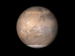 El planeta aparece en el cielo como un punto luminoso y seguirá hasta mediados de junio, cuando su intensidad comenzará a disminuir. AFP / ARCHIVO