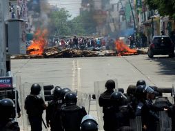 Una de las maestras critica la presencia policial durante las protestas que se han dado en Chiapas. SUN / ARCHIVO