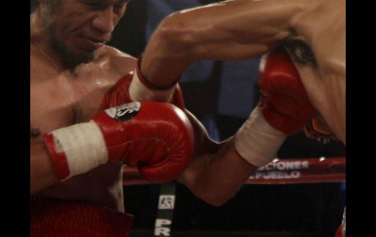 El plan ha sido criticado en el box profesional ya que podría poner en peligro a púgiles amateurs de poca experiencia. NTX / ARCHIVO