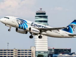 El avión, un Airbus A320, desapareció la madrugada del pasado 16 de mayo, sin que supuestamente el piloto haya emitido señal de alarma. AP / ARCHIVO