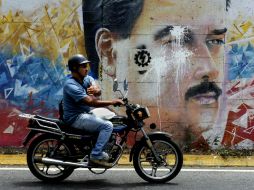 La suspensión del suministro eléctrico se ejecuta en cinco horarios diferentes y se aplica por zonas geográficas. AFP / ARCHIVO