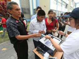 El primer resultado oficial parcial, con un 30 por ciento de los votos escrutados, en torno a las 21:00 horas. NTX / CORTESÍA