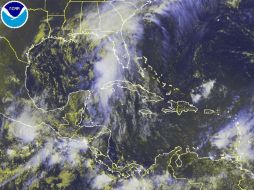 La tormenta tropical se desplaza rápidamente en dirección nornoreste con una velocidad de traslación de 26 kilómetros por hora. EFE /