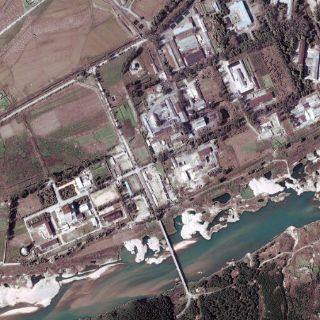 Denuncian 'indicios' de que Corea del Norte reactivó planta de plutonio