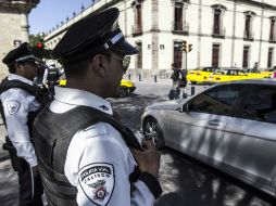 De enero al 5 de mayo de este 2016, suman cinco mil 209 los folios aplicados por vidrios polarizados. EL INFORMADOR / R. Tamayo