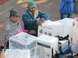 En total, había 308 aspirantes sin partido político en los comicios del pasado domingo para 14 entidades. EFE / ARCHIVO