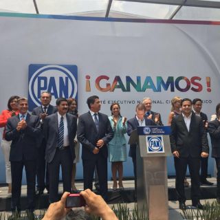Se reúnen los siete virtuales gobernadores electos del PAN