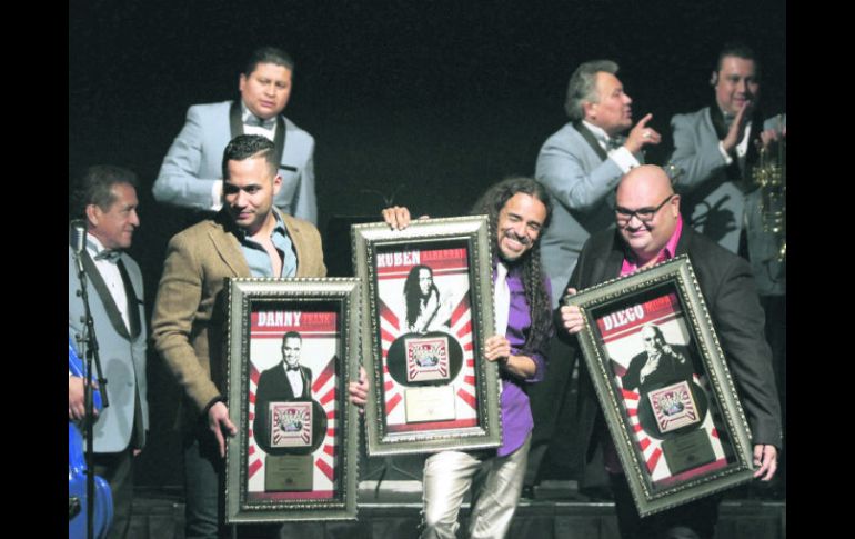 La Sonora Santanera cumplió seis décadas de carrera y lo celebra con nuevo material discográfico acompañados de diversos artistas. SUN /