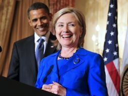 Hillary Clinton respondió su comentario y le pidió al magnate que borrara su cuenta. EFE / R. Sachs