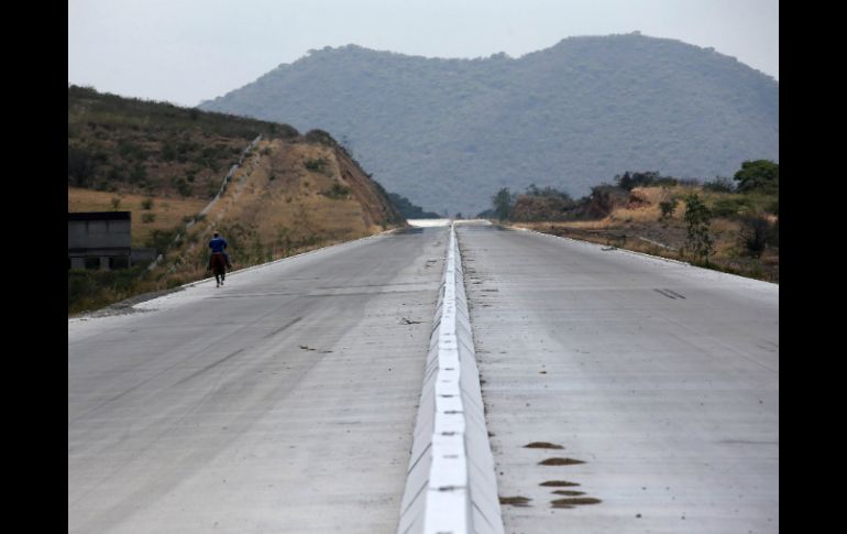 Originalmente, el Macrolibramiento tendría que haber estado listo en el primer bimestre de 2014. EL INFORMADOR / ARCHIVO