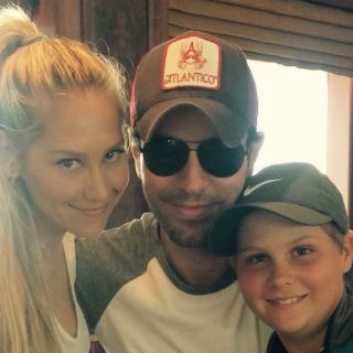 Anna Kournikova y Enrique Iglesias se dejan ver juntos